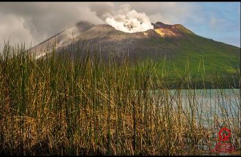 Hommes et volcans du Vanuatu