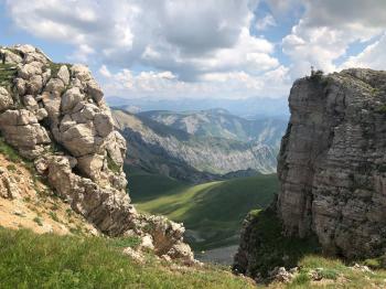 Retrouvance, Massif des Monges