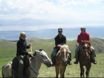 Chevauchée en terres kirghizes