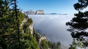 Mont Aiguille et trésors du Diois